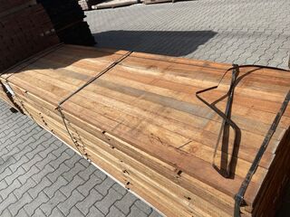 Ca. 187x Guyana Teak Planken Fijnbezaagd, 33x80mm, lengte 305cm
